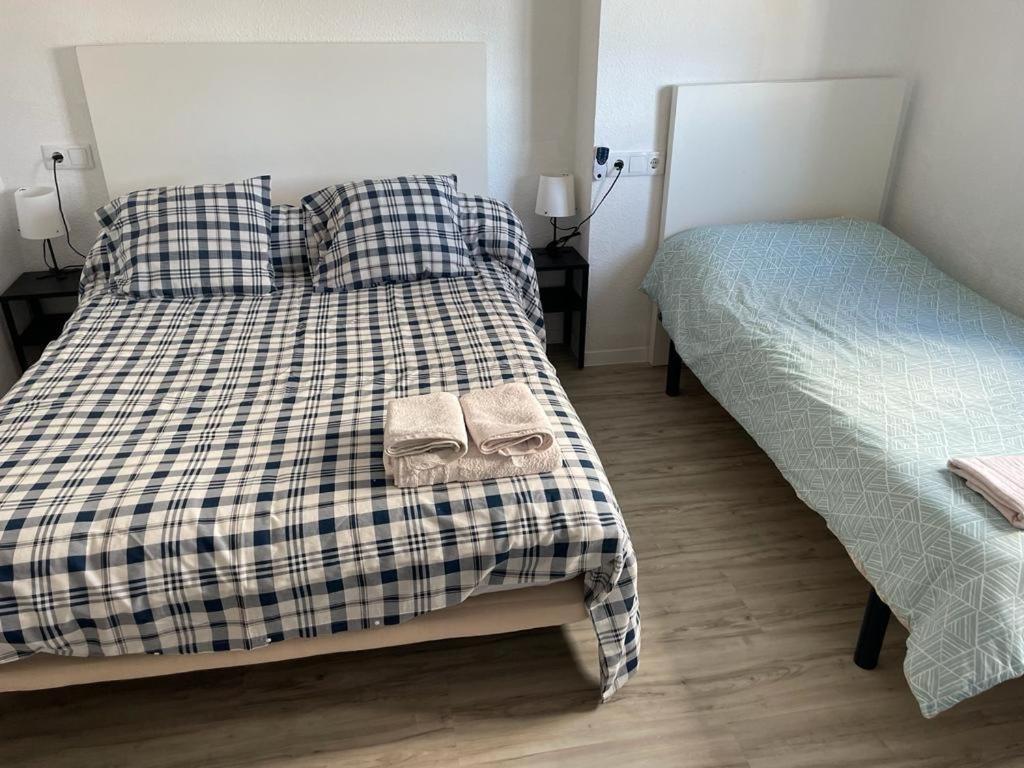 ולנסיה Apartamento En Complejo Residencial Con Piscina Y Garaje Frente Al Mar מראה חיצוני תמונה